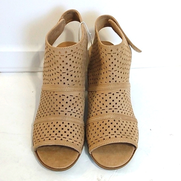 SELF ESTEEM TAN BLOCK HEEL OPEN TOE SLINGBACK MULE SANDALS SIZE 7 NWT - Picture 2 of 7